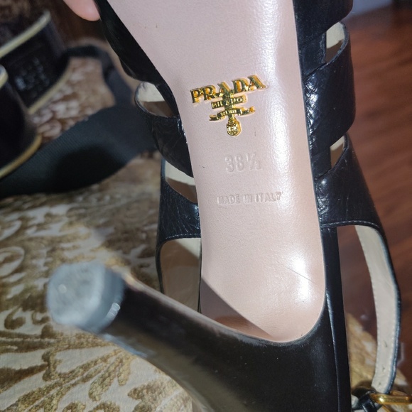 PRADA authentic black leather platform heels - Picture 3 of 7